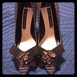 Alice and Olivia Pumps